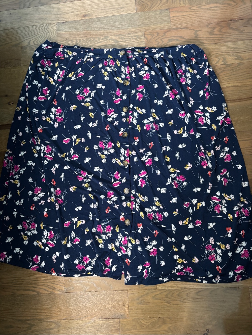 Terra & Sky Floral Button-Front Navy A-Line Skirt - Women's